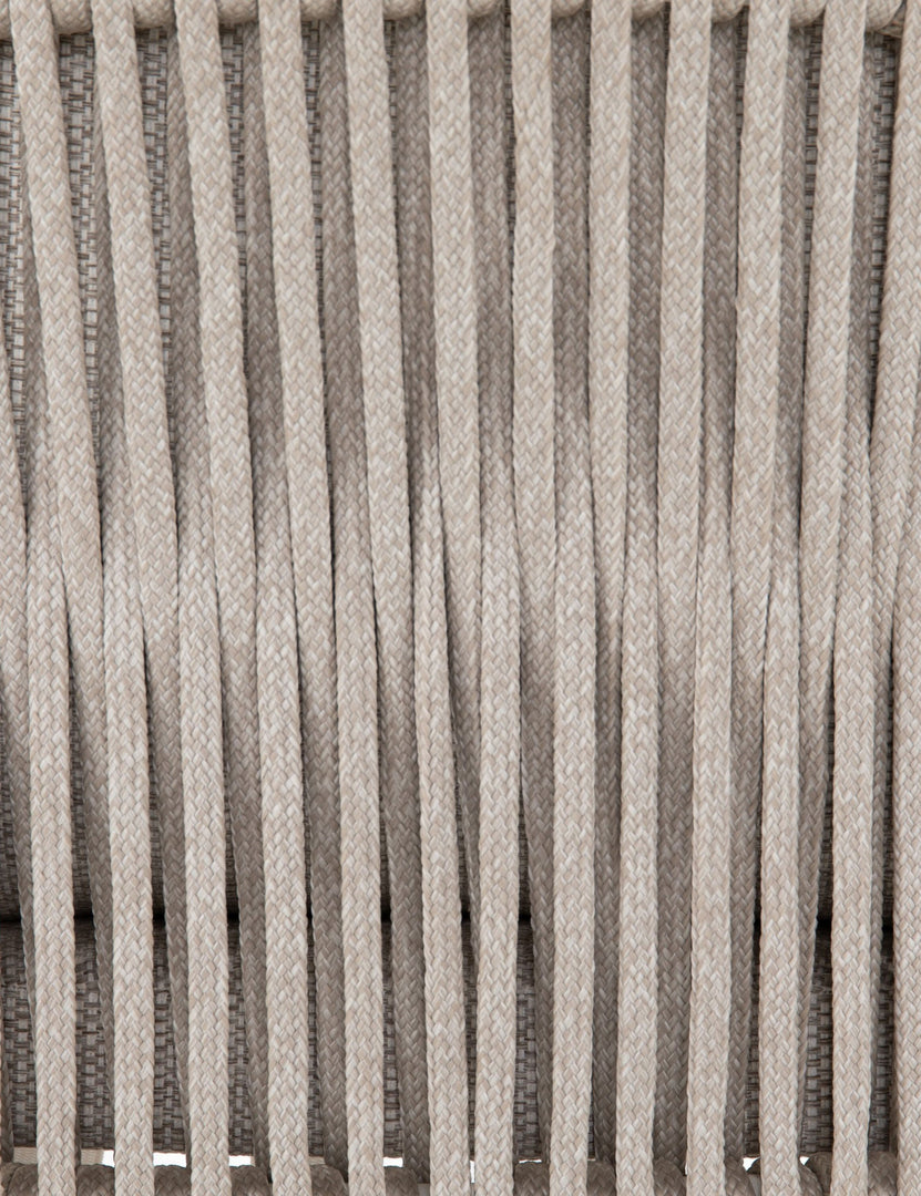 #color::sand #size::counter