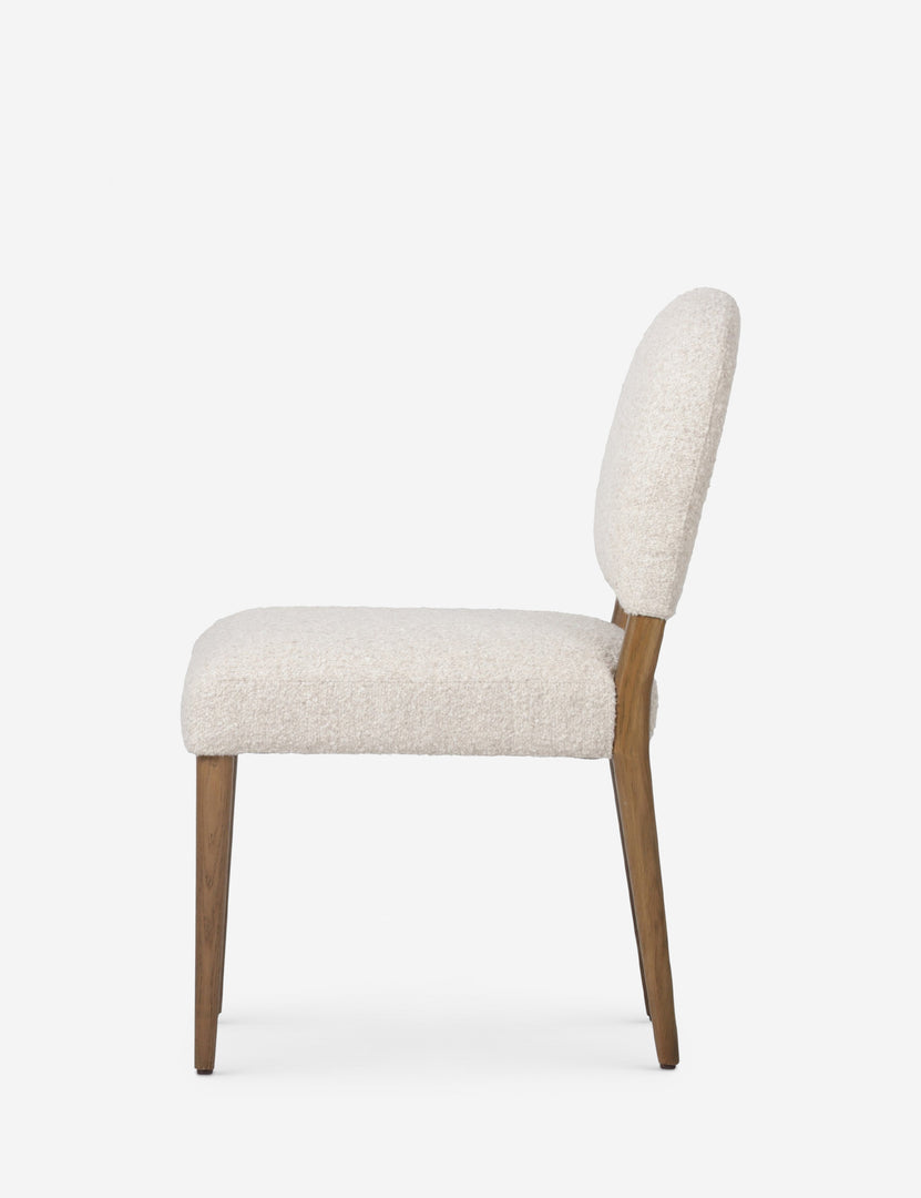 #color::ivory-boucle