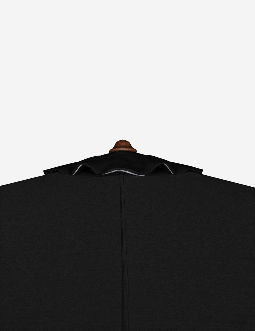#color::black