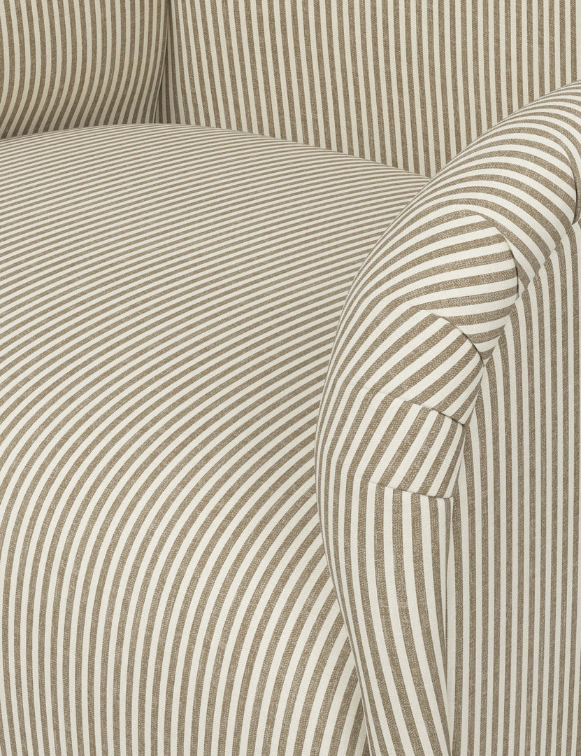 #color::tan-stripe