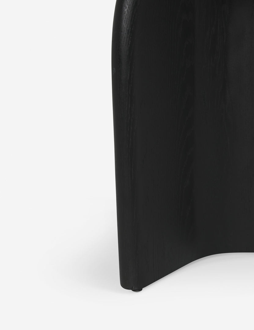 #color::black