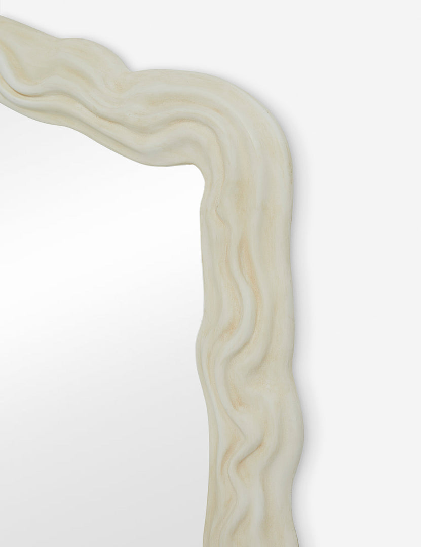 #color::ivory