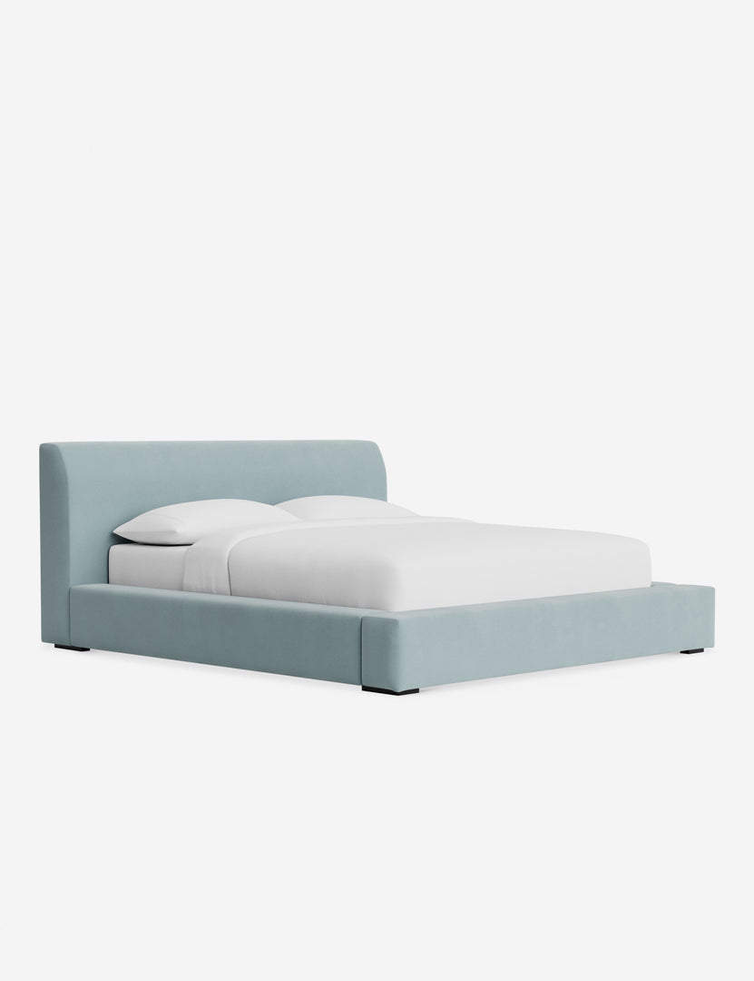 #color::sky-blue-classic-velvet #size::cal-king