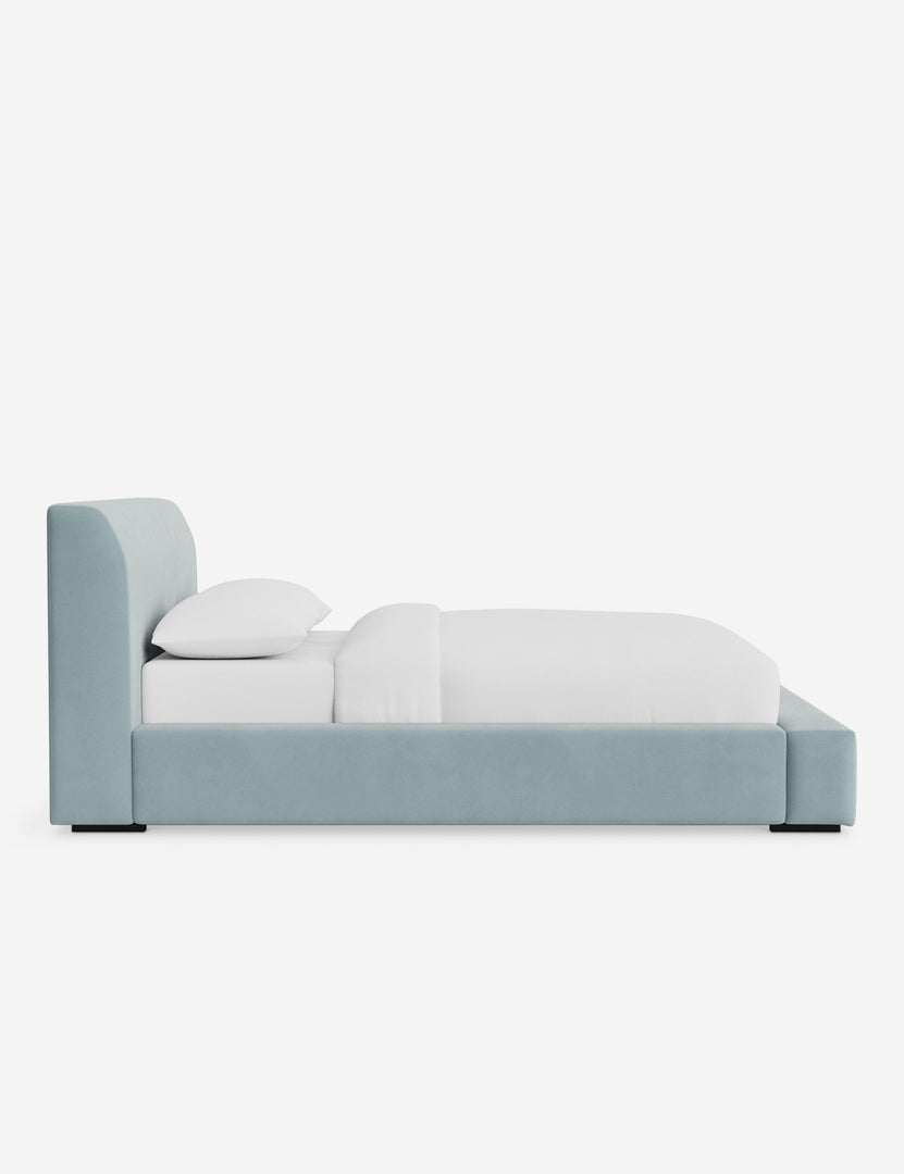 #color::sky-blue-classic-velvet #size::cal-king