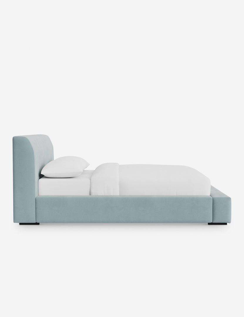 #color::sky-blue-classic-velvet #size::king