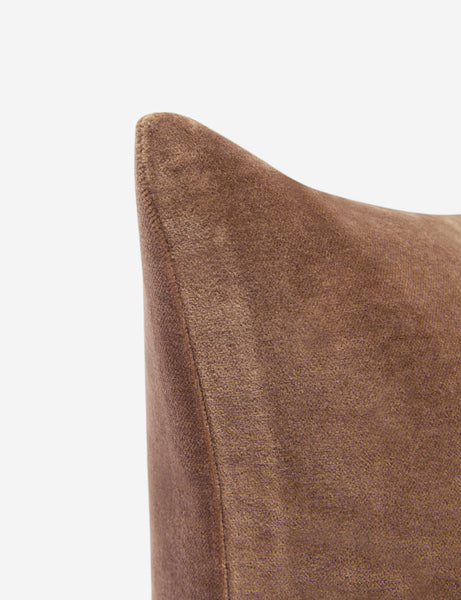 #color:dusty-pink #style::lumbar #style::square #fill type::with-feather-down-insert  #fill type::pillow-cover-only 