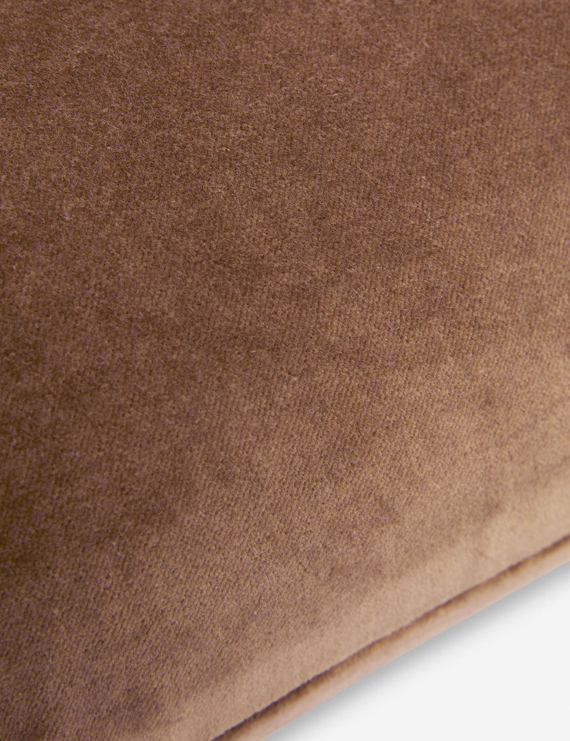#color:dusty-pink #style::lumbar #style::square #fill type::with-feather-down-insert  #fill type::pillow-cover-only 