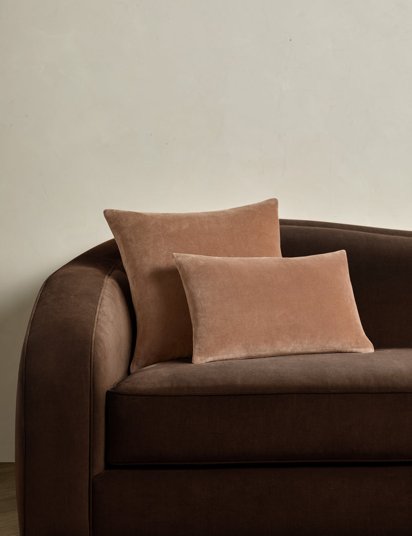 #color::dusty-pink #style::lumbar #style::square #fill type::with-feather-down-insert  #fill type::pillow-cover-only 