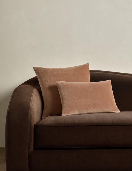 #color::dusty-pink #style::lumbar #style::square #fill type::with-feather-down-insert  #fill type::pillow-cover-only 
