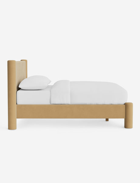 #color::brie-classic-velvet #size::full