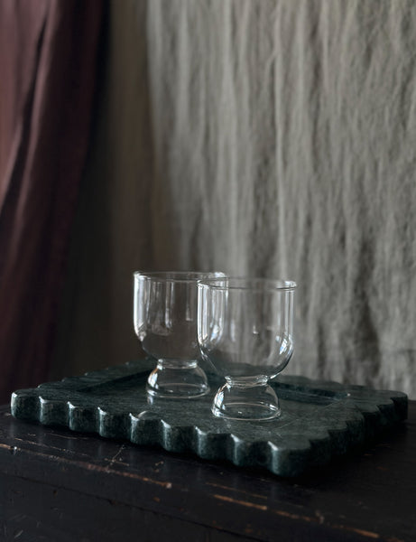 #color::emerald-marble