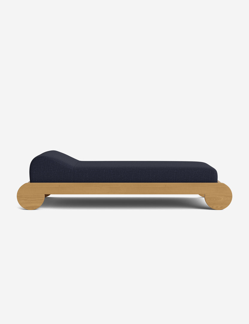 #color::navy-performance-linen
