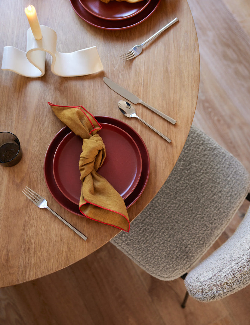 #color:cayenne #style::dinner-plates--set-of-6