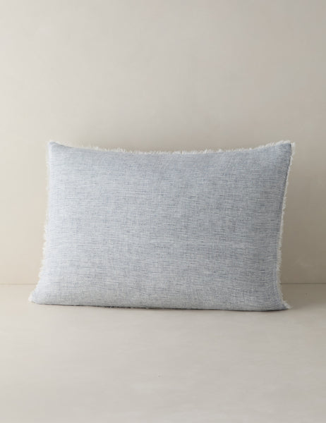 #color::navy #size::standard