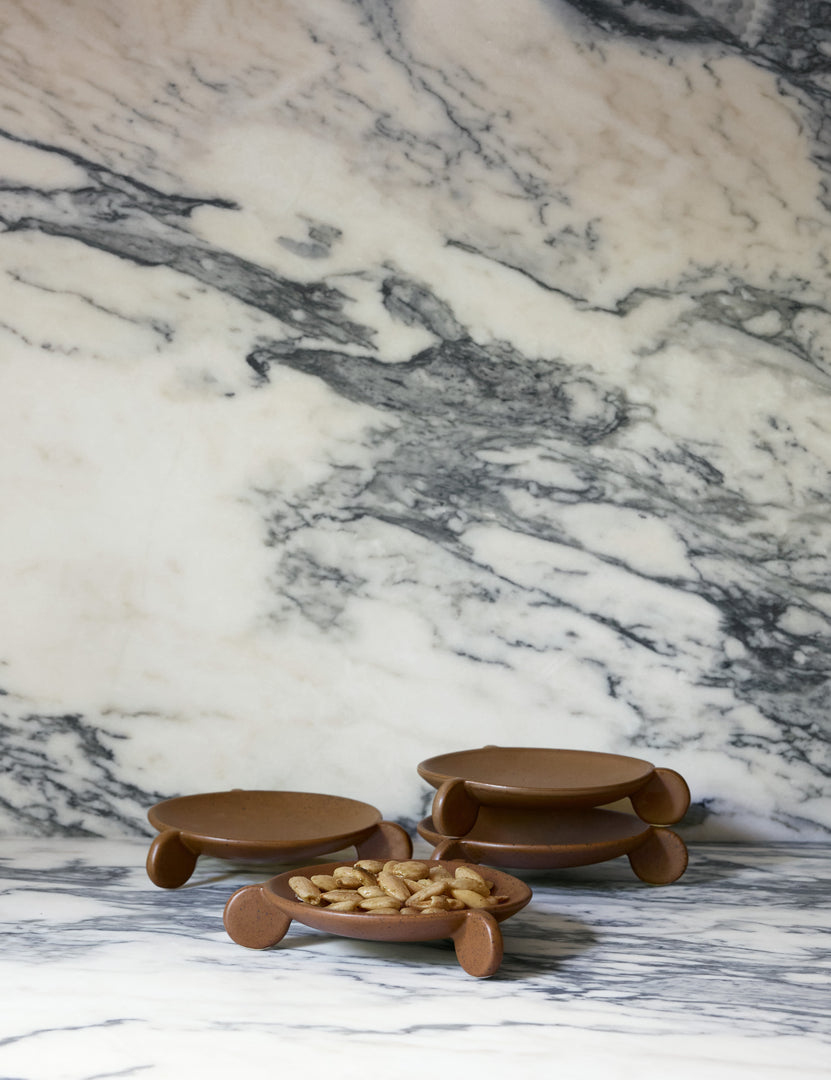 #color::toffee #style::appetizer-plates--set-of-4
