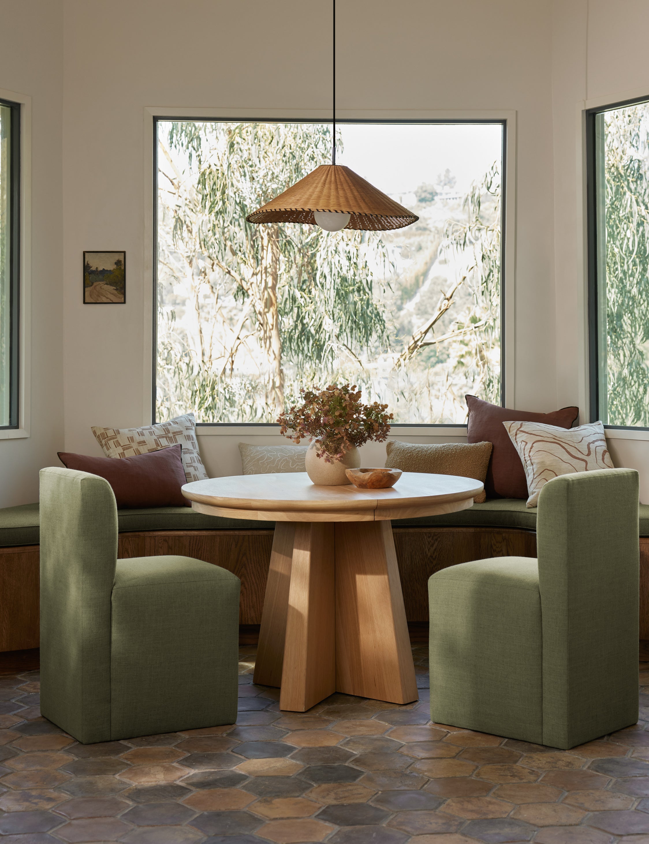 Nycola Extendable Oval Dining Table : Natural Oak / 44