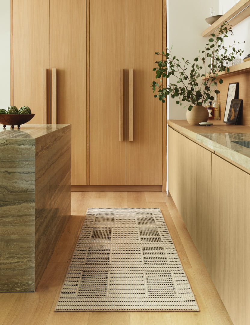 #color::natural #size::2-6--x-8--runner