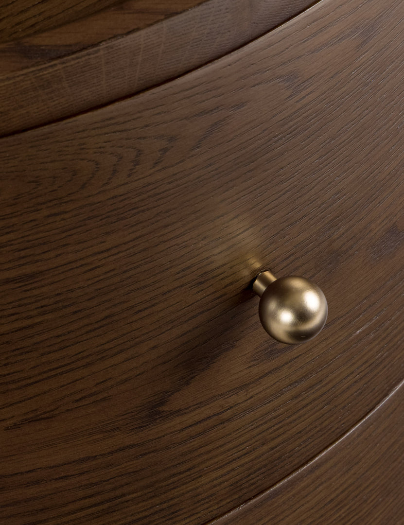 #color::brown-oak