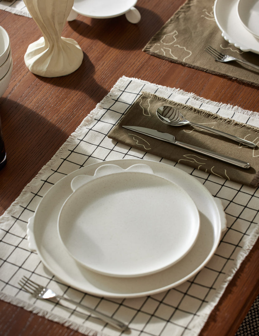 #color::natural #style::placemat--set-of-4