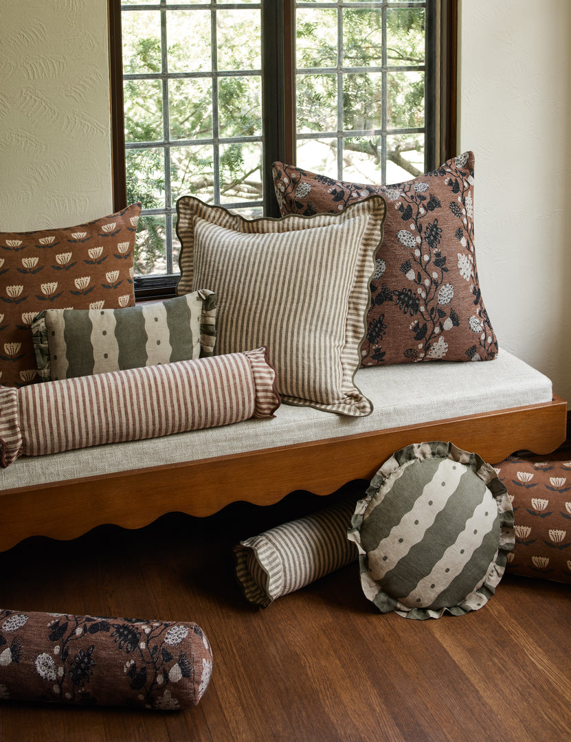 #color::evergreen #color::russet