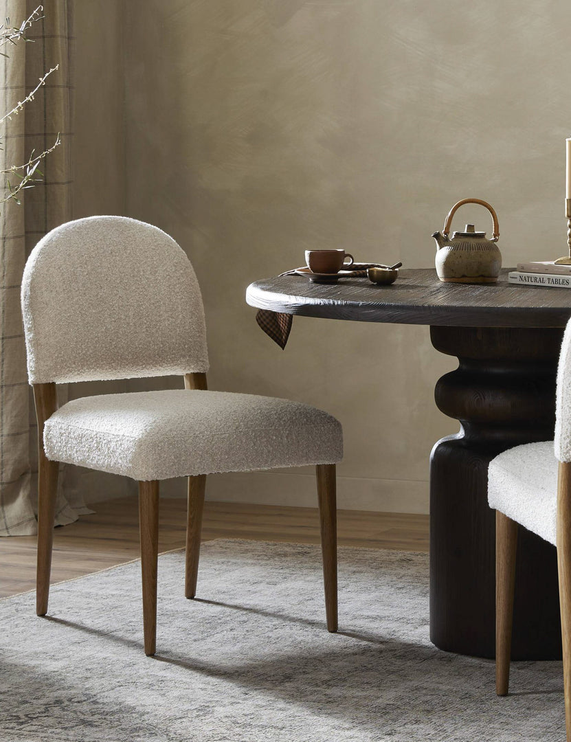 #color::ivory-boucle