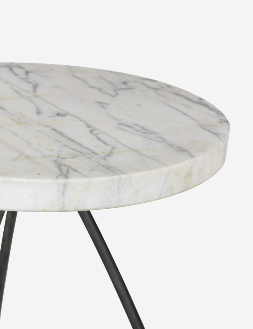 #color::white-marble