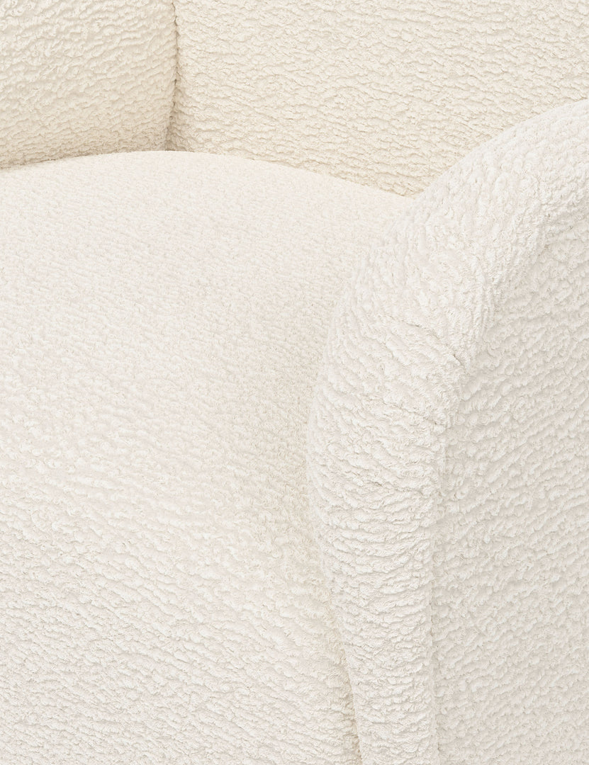 #color::cream-sherpa