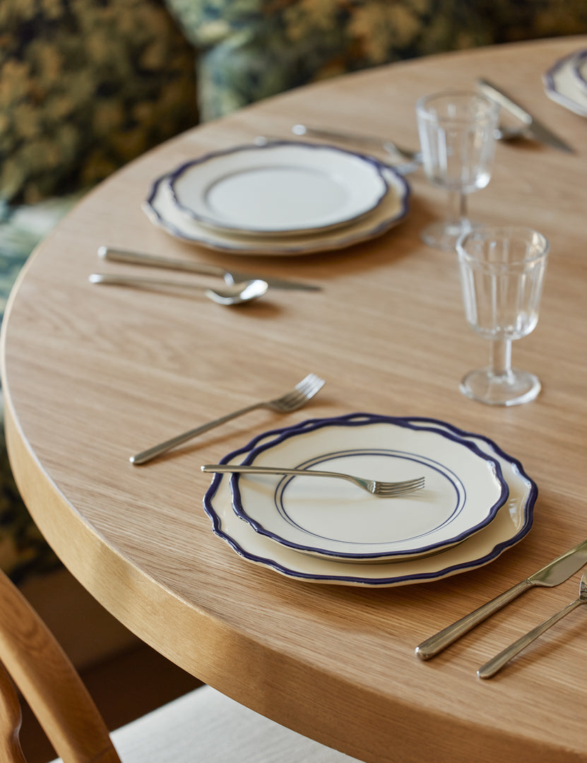 #color::jane-in-blue #style::dinner-plates--set-of-4