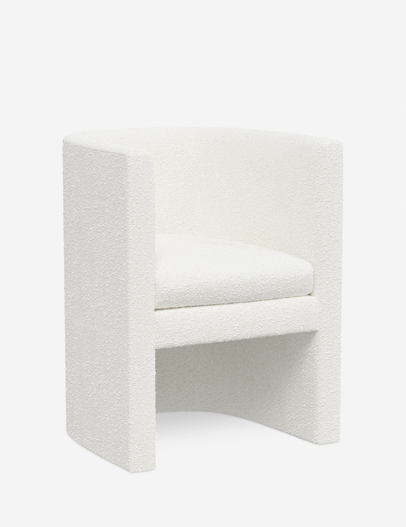#color::white-boucle