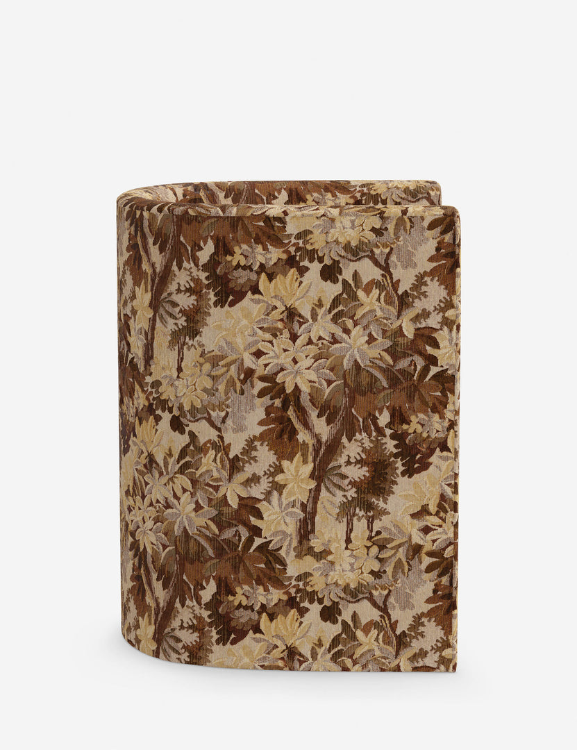#color::amber-tapestry
