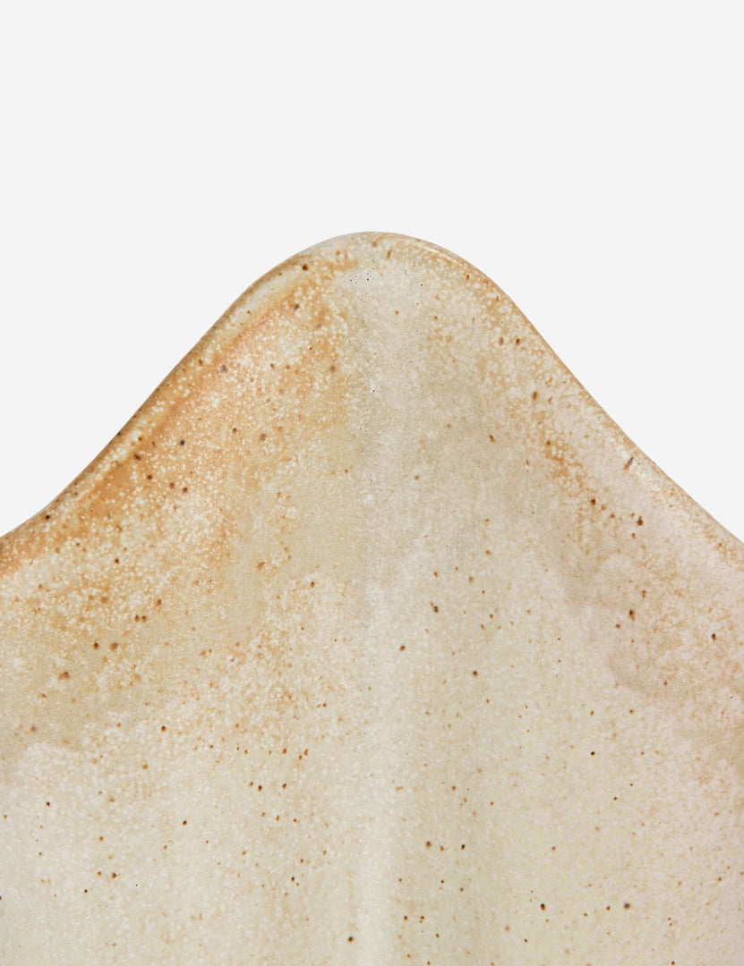 #color::cream
