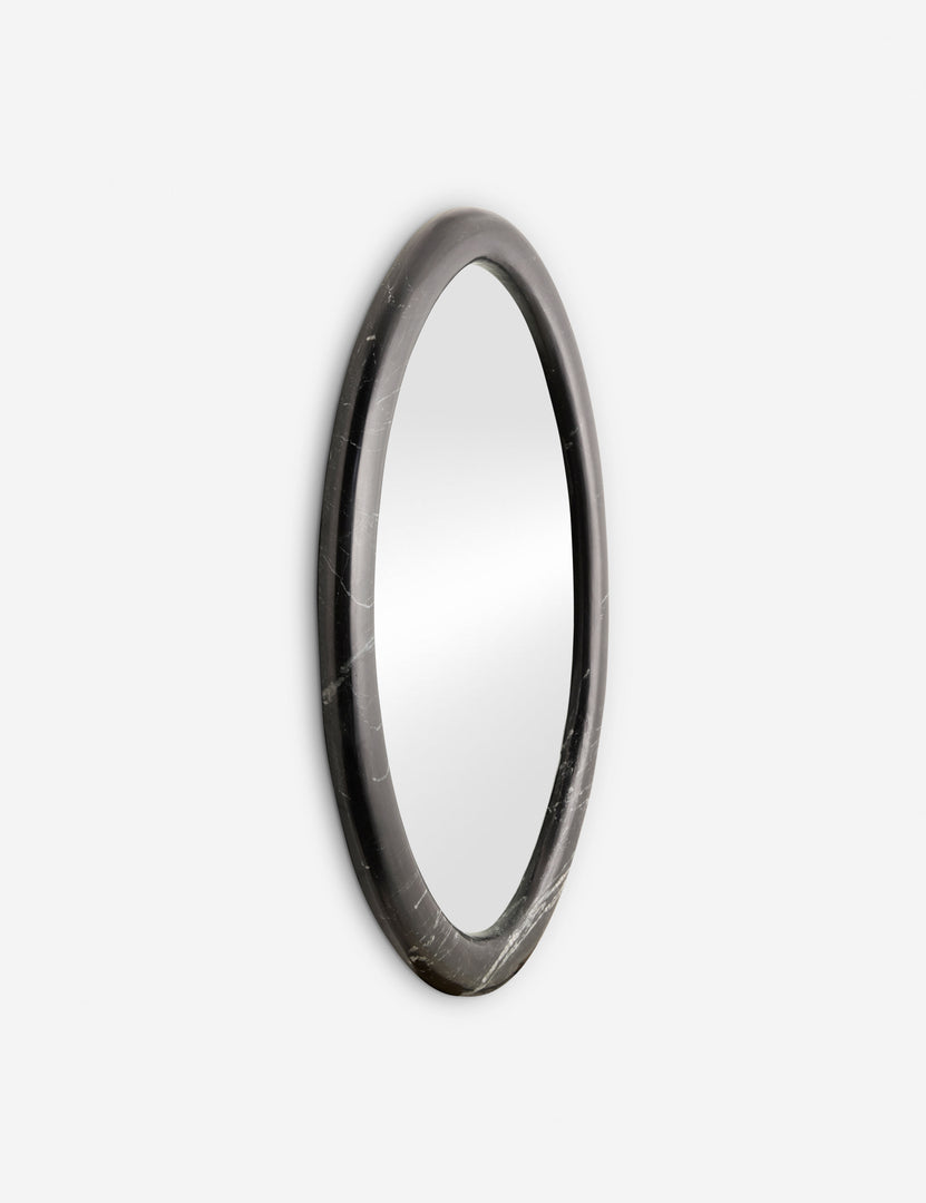 #color::black #size::large #size::small