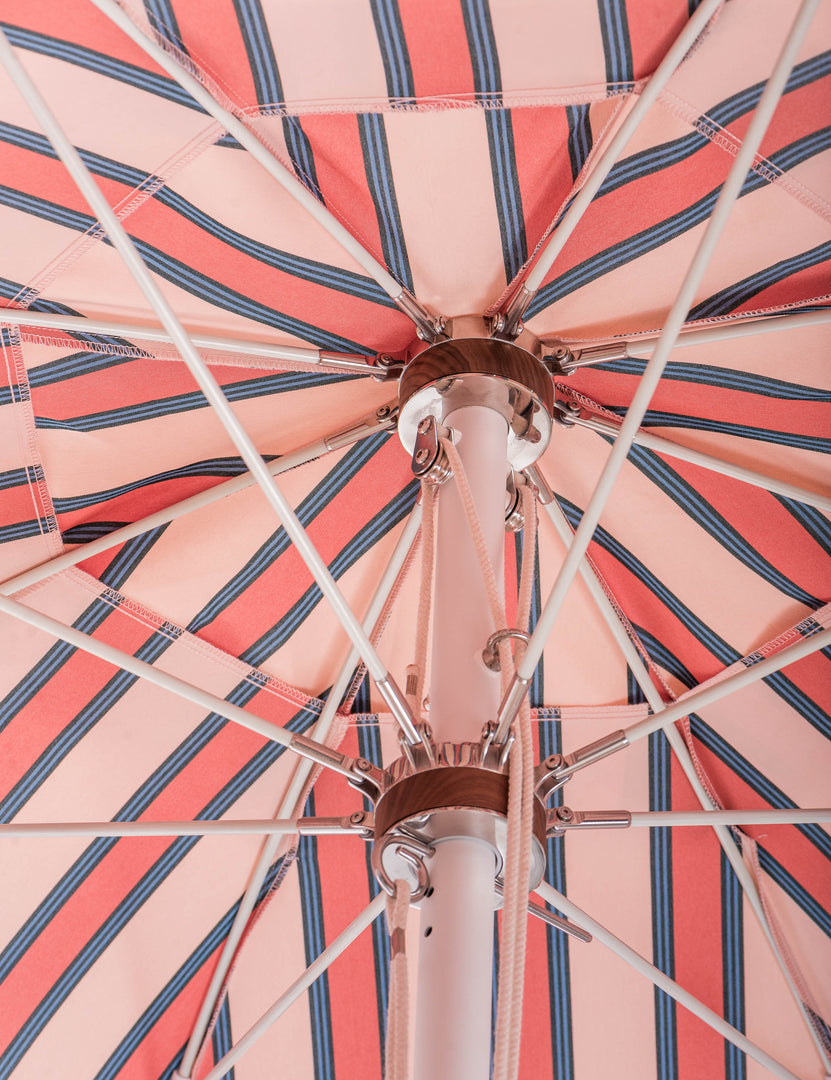 #color::pink-bistro-stripe
