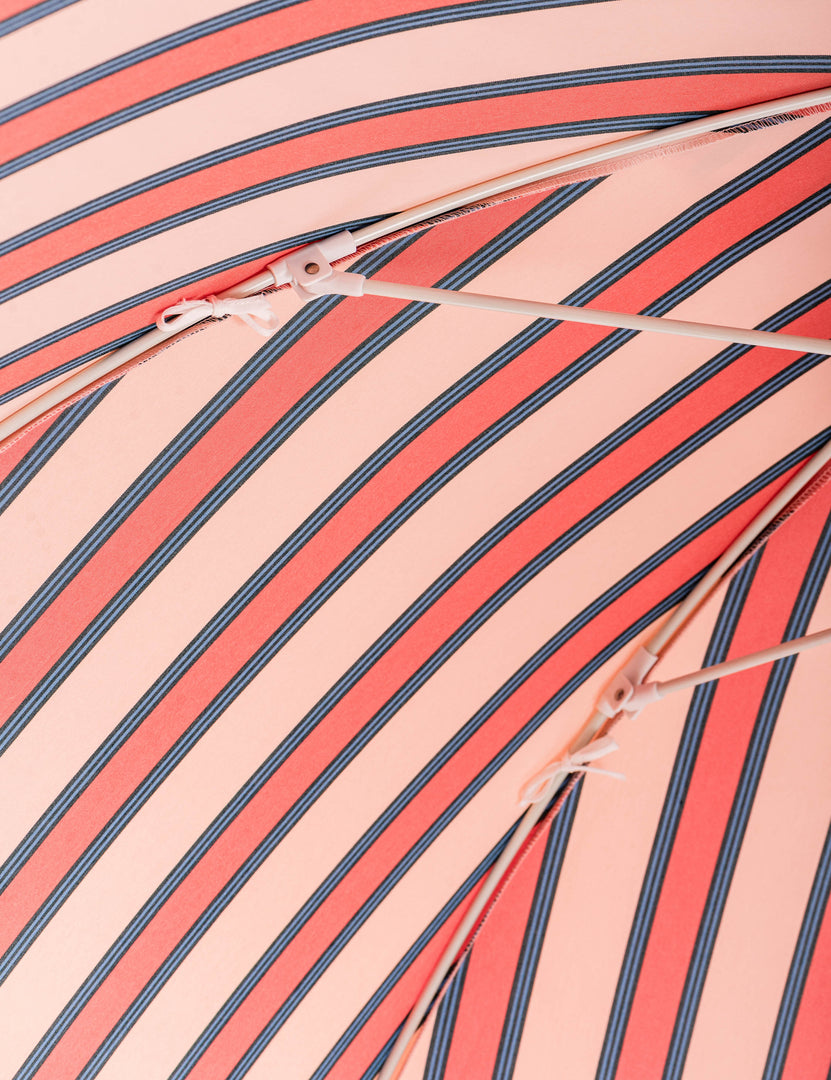 #color::pink-bistro-stripe