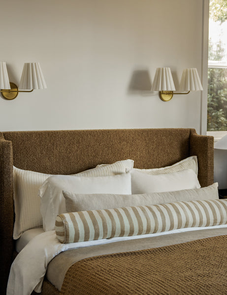 #color::natural-and-ivory