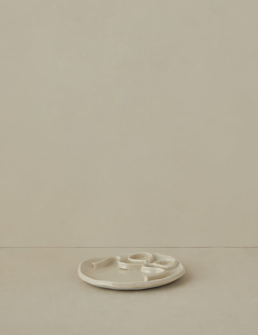 #color::cream