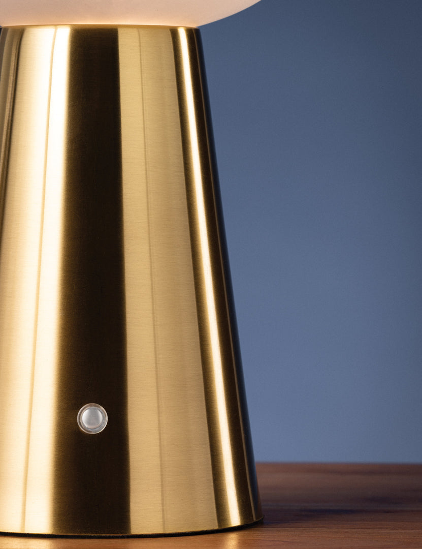 #color::antique-brass
