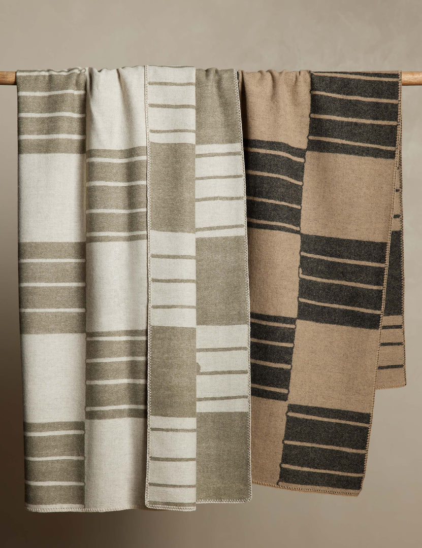 #color::ivory-and-olive #color::black-and-beige