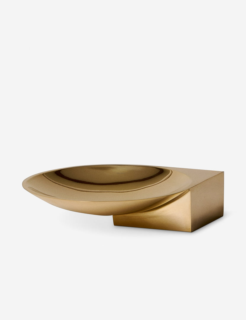 #color::brass #size::large