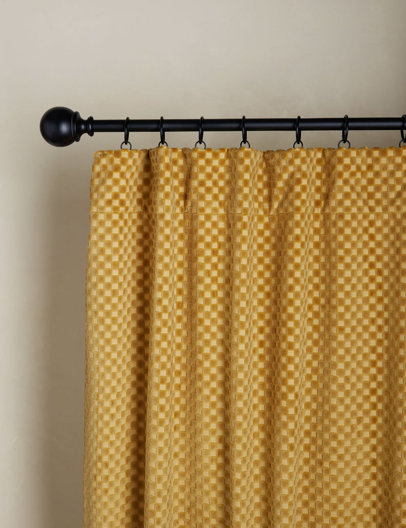 #color::goldenrod #size::50--x-84- #size::50--x-96- #size::50--x-108- #size::50--x-120- #lining-type::cotton-lining