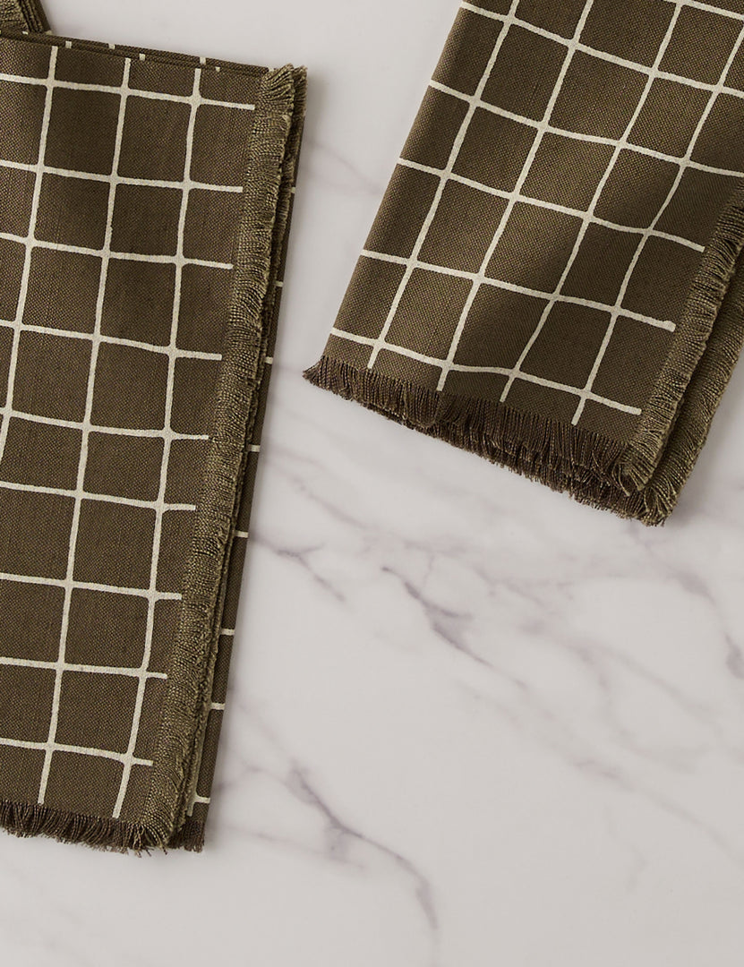 #color::dark-olive #style::napkin--set-of-4