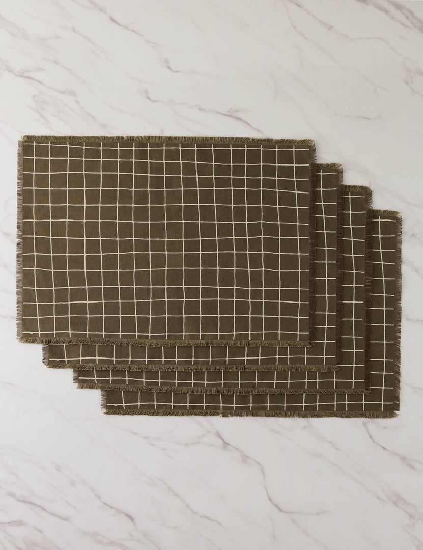 #color::dark-olive #style::placemat--set-of-4