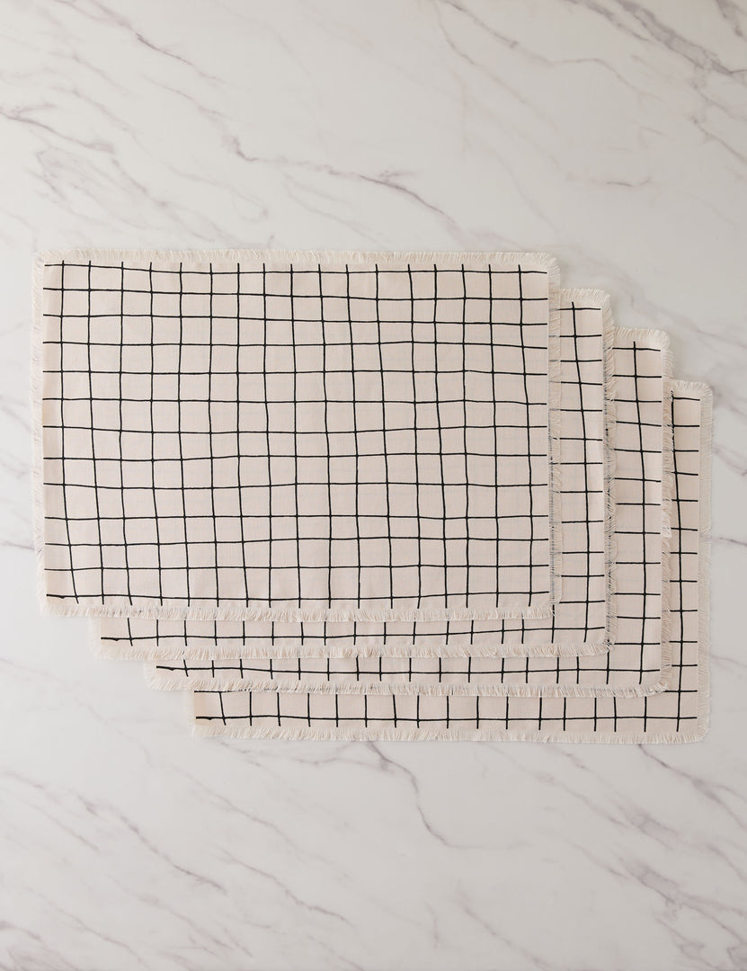 #color::natural #style::placemat--set-of-4