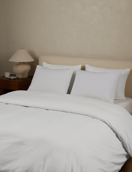 #color::white #size::full-queen #size::king-cal-king #type::duvet-cover #type::duvet-set