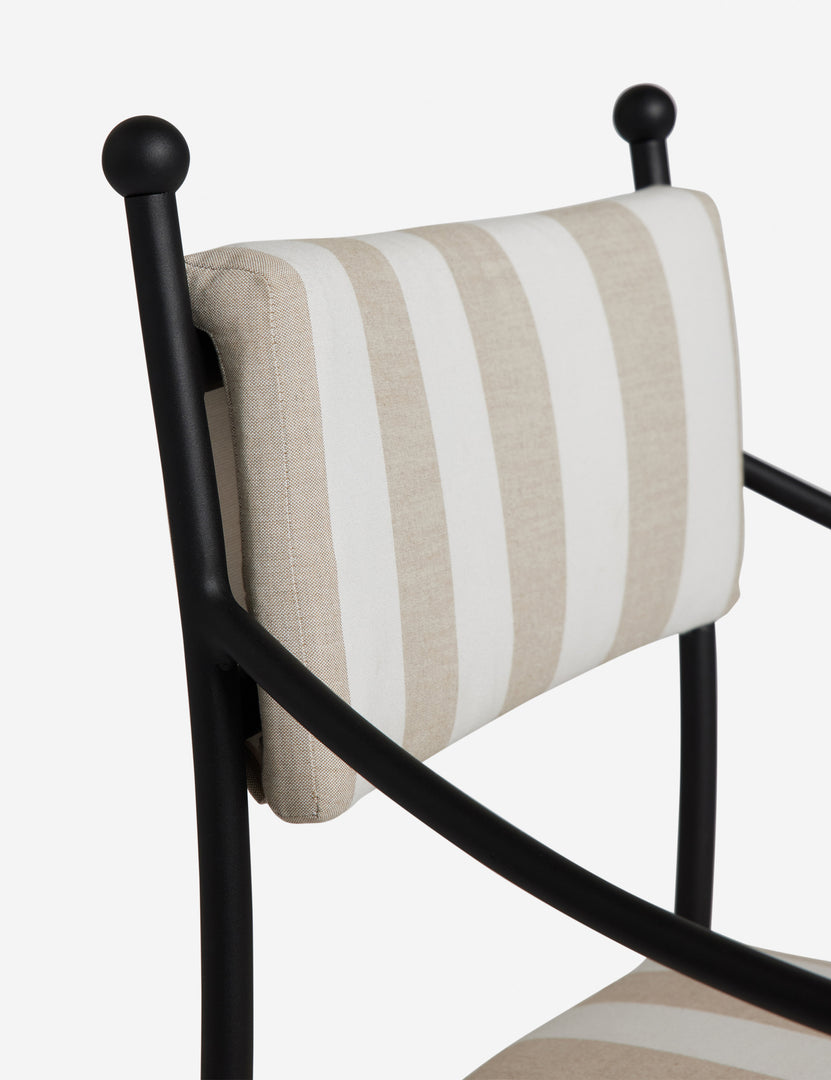 #color::natural-stripe