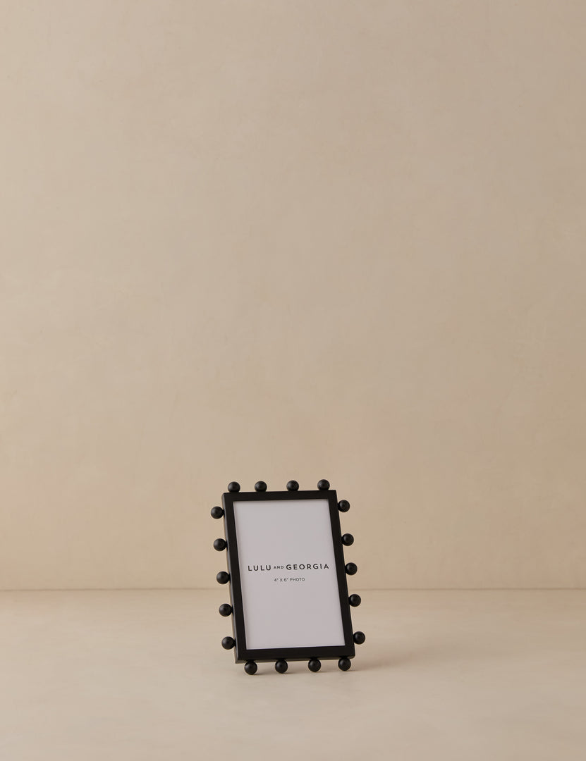 #color::black #size::4--x-6-