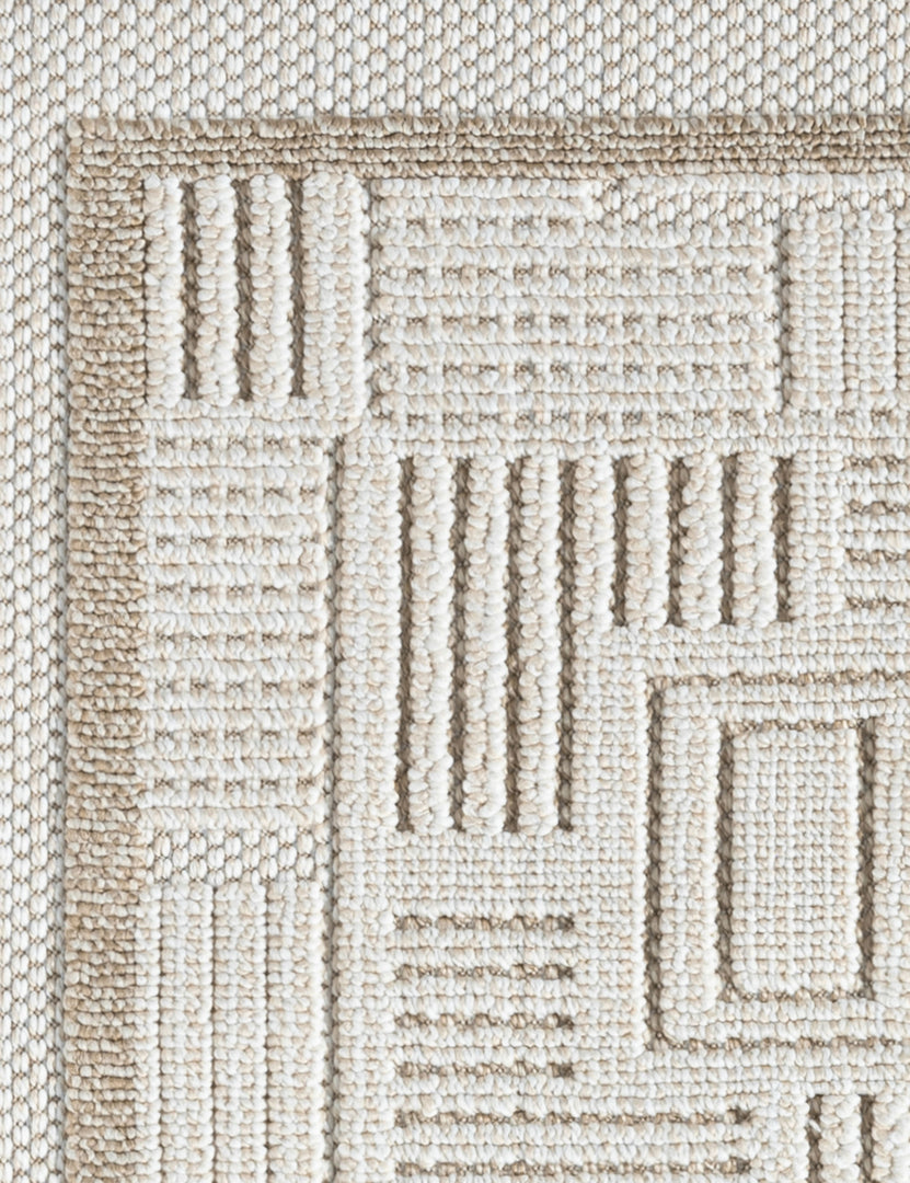 #color::beige #size::2-3--x-3-3- #size::2--x-7-3--runner #size::3-3--x-5- #size::5-3--x-7-3- #size::7-10--x-9-10-