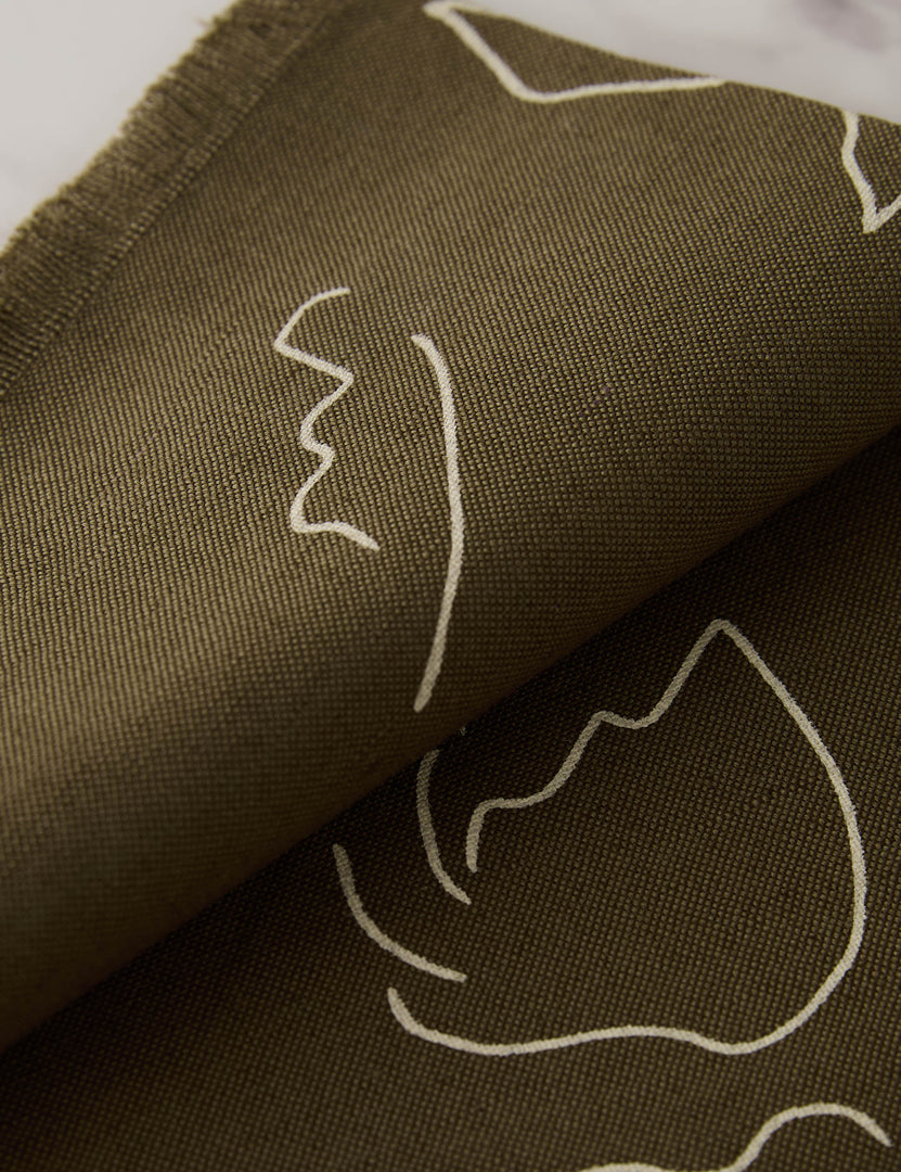 #color:dark-olive #style::napkin--set-of-4