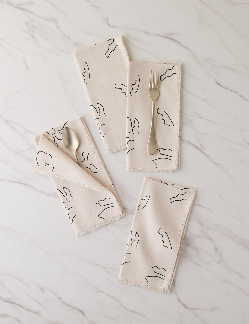 #color:natural #style::napkin--set-of-4