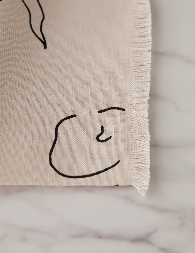 #color:natural #style::napkin--set-of-4